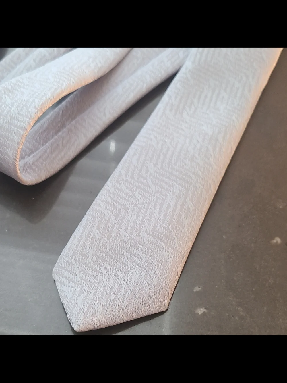 80s Sergio Valente Men's Gray Geometric Pattern Textured Necktie Tie Made in USA